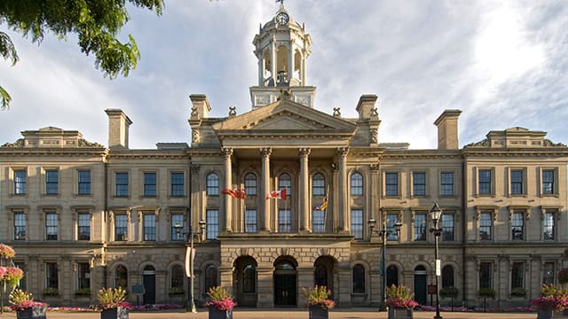 Cobourg cityscape and real estate market
