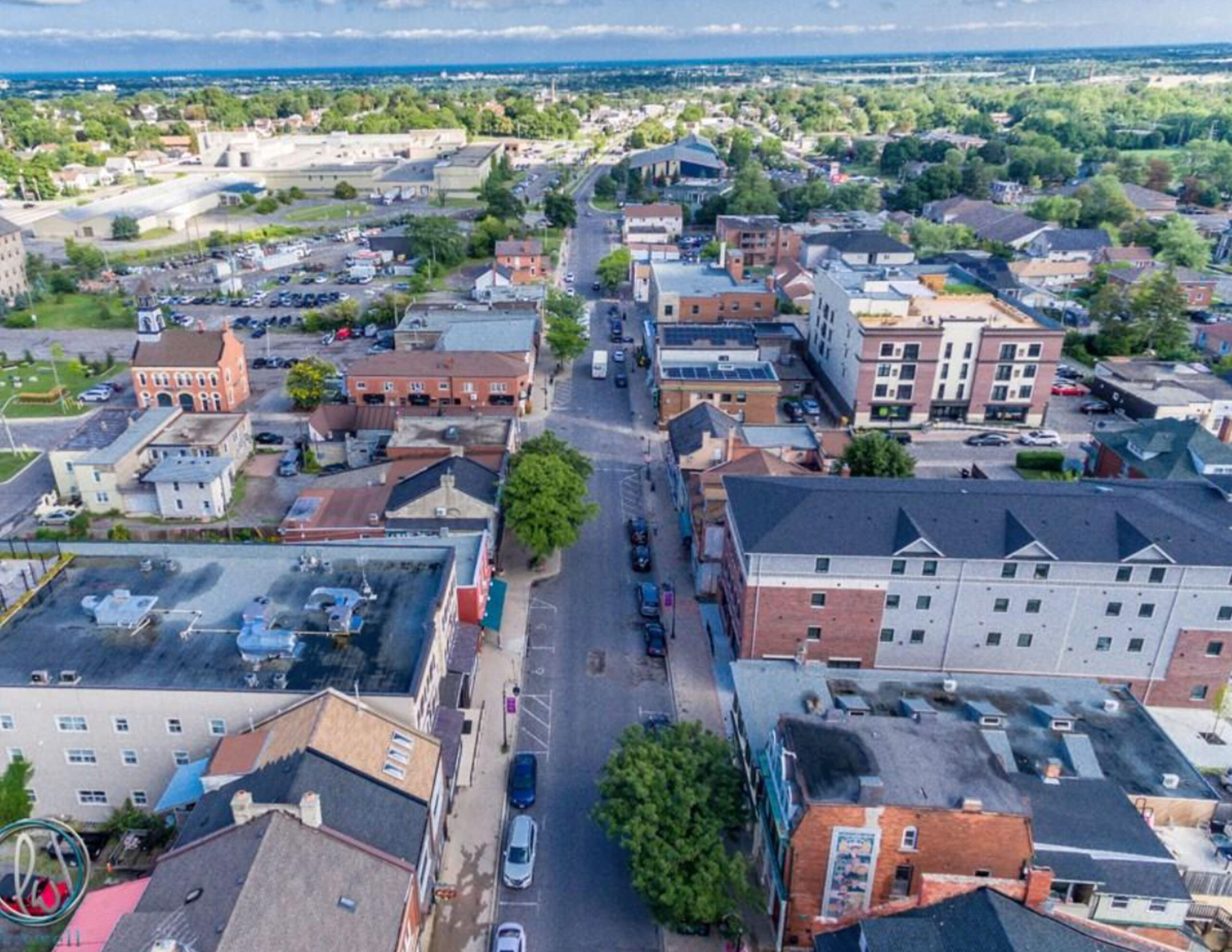 Thorold cityscape and real estate market